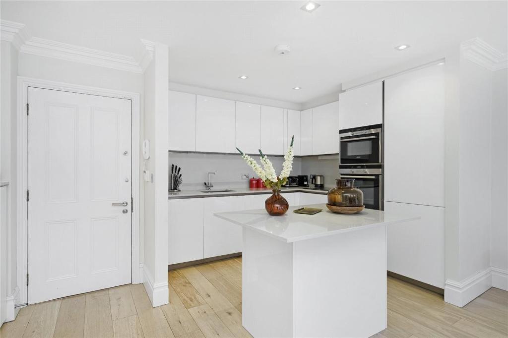 Apartamento Stunning 2 Bed - Bond Street And Selfridges! Londres Exterior foto